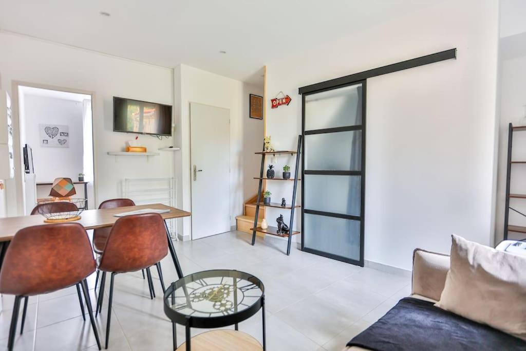 L'Escale - Proche Gare #Charente Apartment Le Gond-Pontouvre Ngoại thất bức ảnh